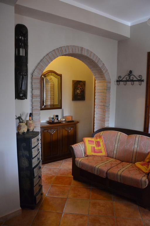 Bed and Breakfast Mi casa es tu casa 79 Portoscuso Exterior foto