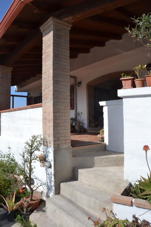 Bed and Breakfast Mi casa es tu casa 79 Portoscuso Exterior foto